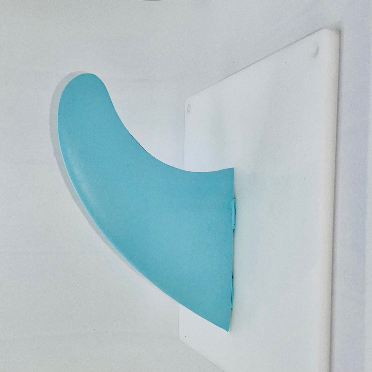 Single Acrylic Fin Hanger