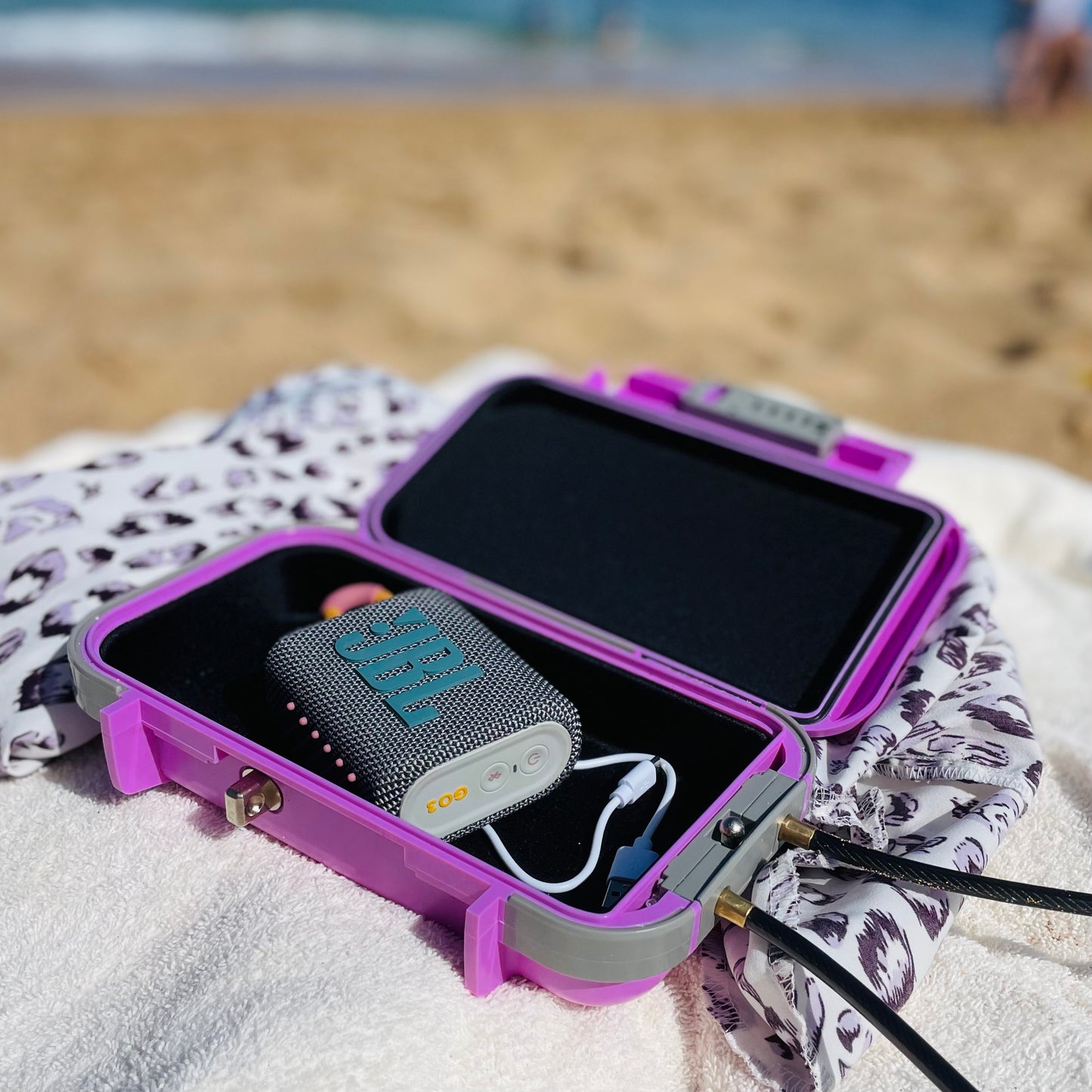 Beach vault